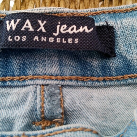 WAX JEAN  SKIRT SIZE LARGE - Picture 2 of 3
